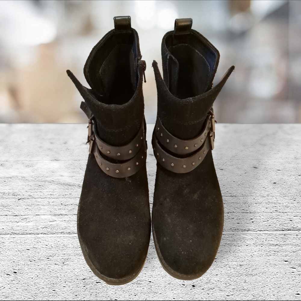 Clark's swansea grove black leather/suede boots size 9